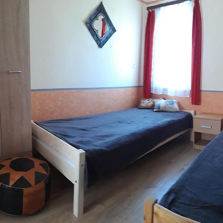 Arany Apartman Zsory Mezőkövesd Buitenkant foto