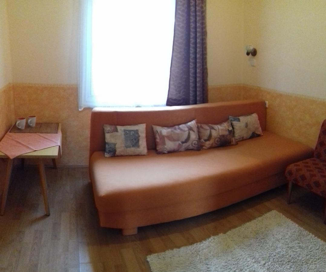 Arany Apartman Zsory Mezőkövesd Buitenkant foto