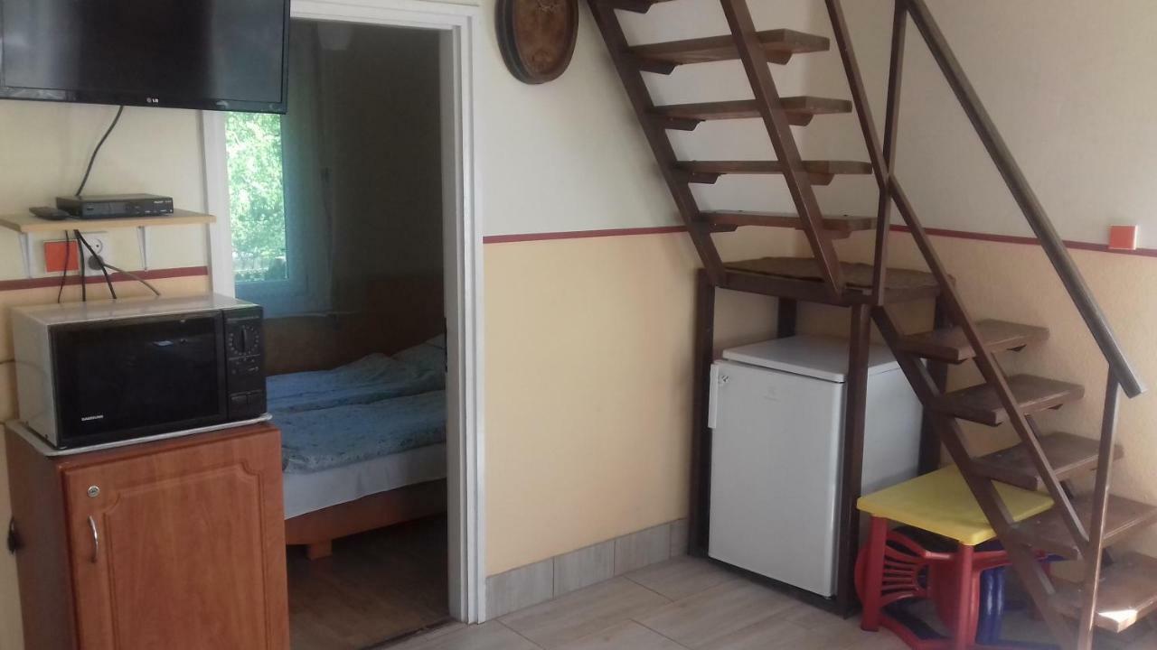 Arany Apartman Zsory Mezőkövesd Buitenkant foto